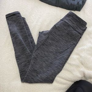 Grey lulu lemon leggings